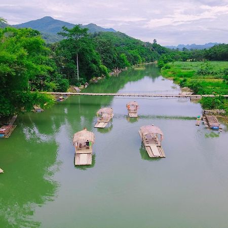 Huong Ba Thuoc Thai House Pu Luong - Century Old Stilt House With Terrace Views מראה חיצוני תמונה