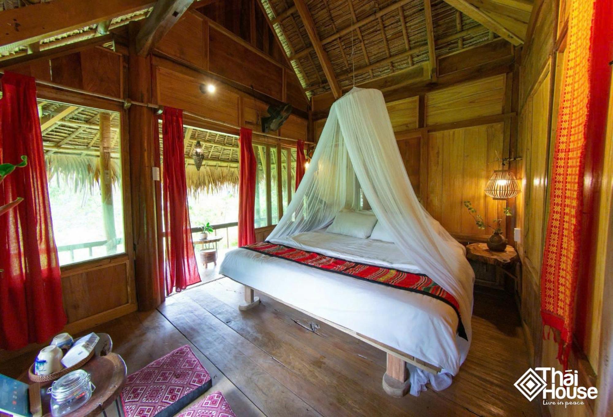 Huong Ba Thuoc Thai House Pu Luong - Century Old Stilt House With Terrace Views מראה חיצוני תמונה