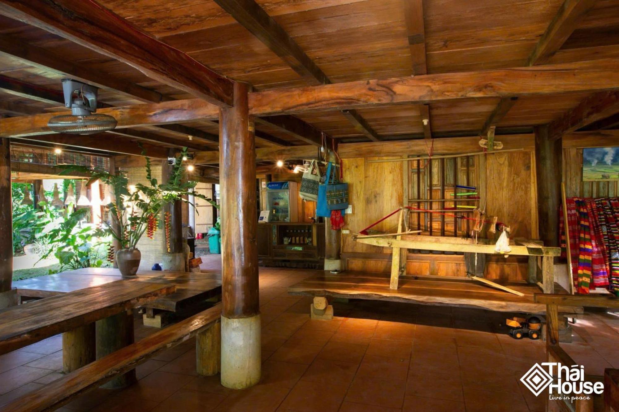 Huong Ba Thuoc Thai House Pu Luong - Century Old Stilt House With Terrace Views מראה חיצוני תמונה