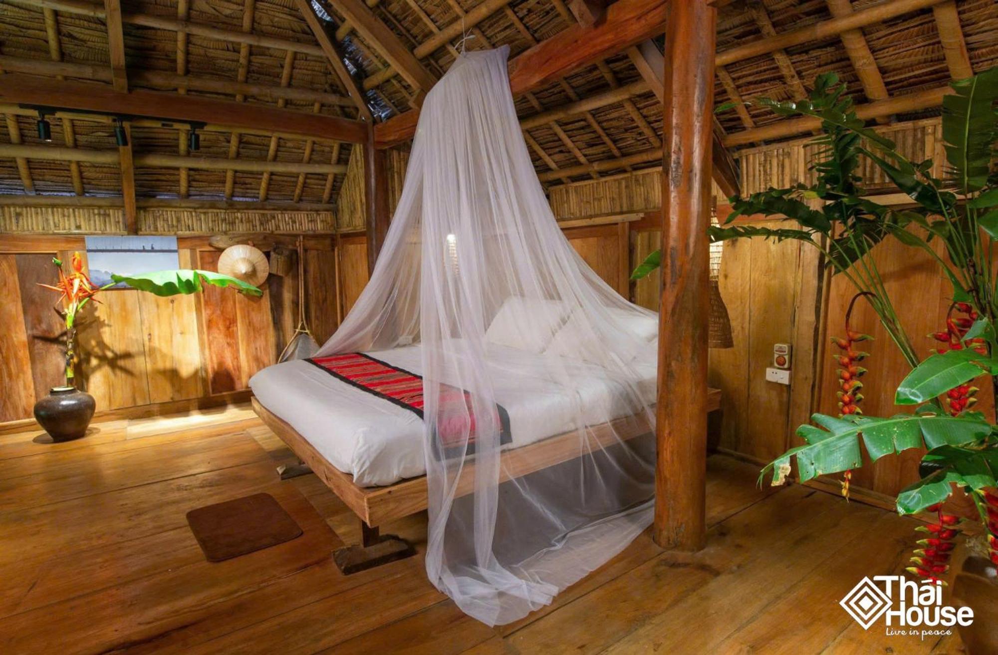 Huong Ba Thuoc Thai House Pu Luong - Century Old Stilt House With Terrace Views מראה חיצוני תמונה