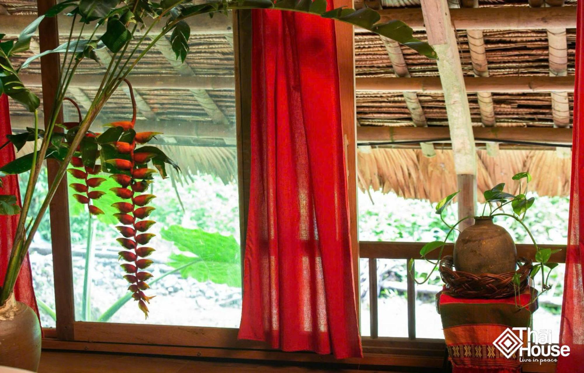 Huong Ba Thuoc Thai House Pu Luong - Century Old Stilt House With Terrace Views מראה חיצוני תמונה